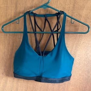 Underarmour sports bra